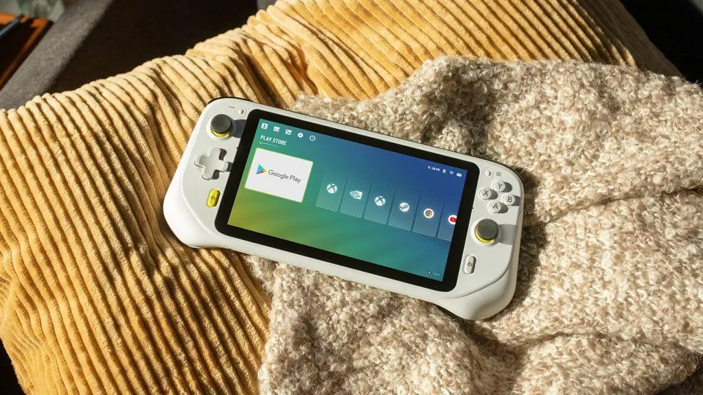 Logitech announced its G Cloud Handheld gaming device