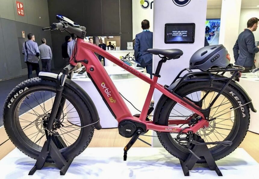 The World's First E-Bike that uses AI to protect Riders from Accidents