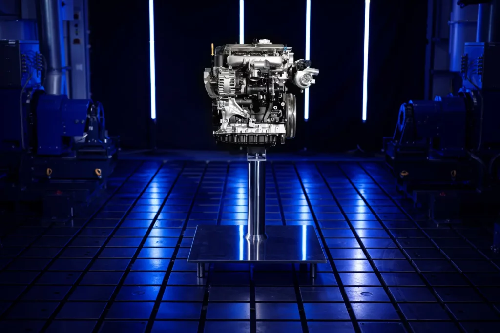 AVL Racetech 2.0-liter turbo hydrogen racing engine