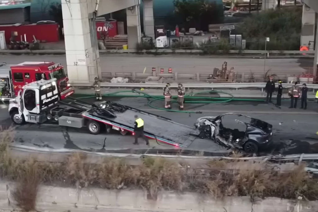 Four-Passengers-Die-in-Burning-Tesla-1-1024x683.webp