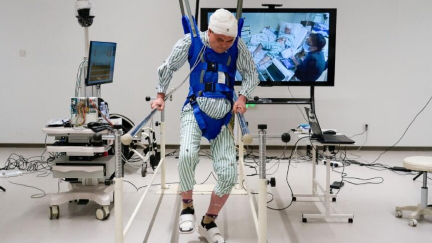 world’s first brain-spinal implant china