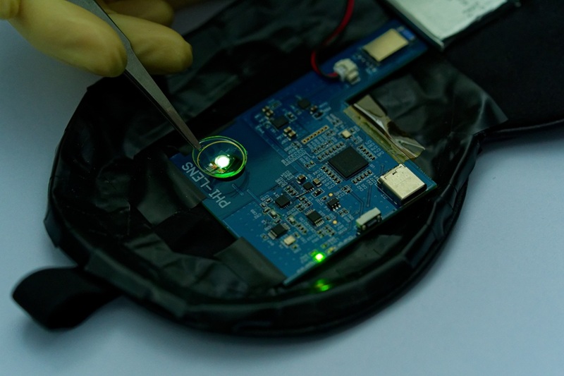 KAIST wireless contact lens