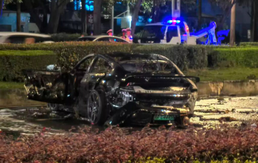 Xiaomi SU7 electric car accident