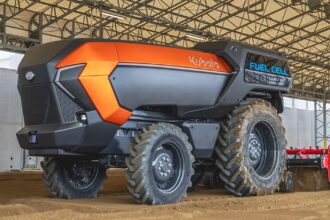 Kubota hydrogen-powered-tractor-japan