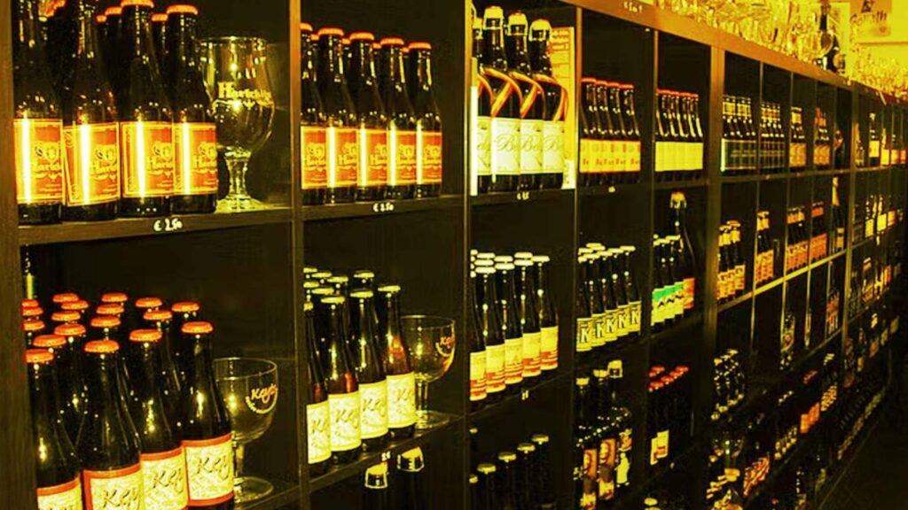 Saudi Arabia Allows Alcohol Purchases for Selected Residents