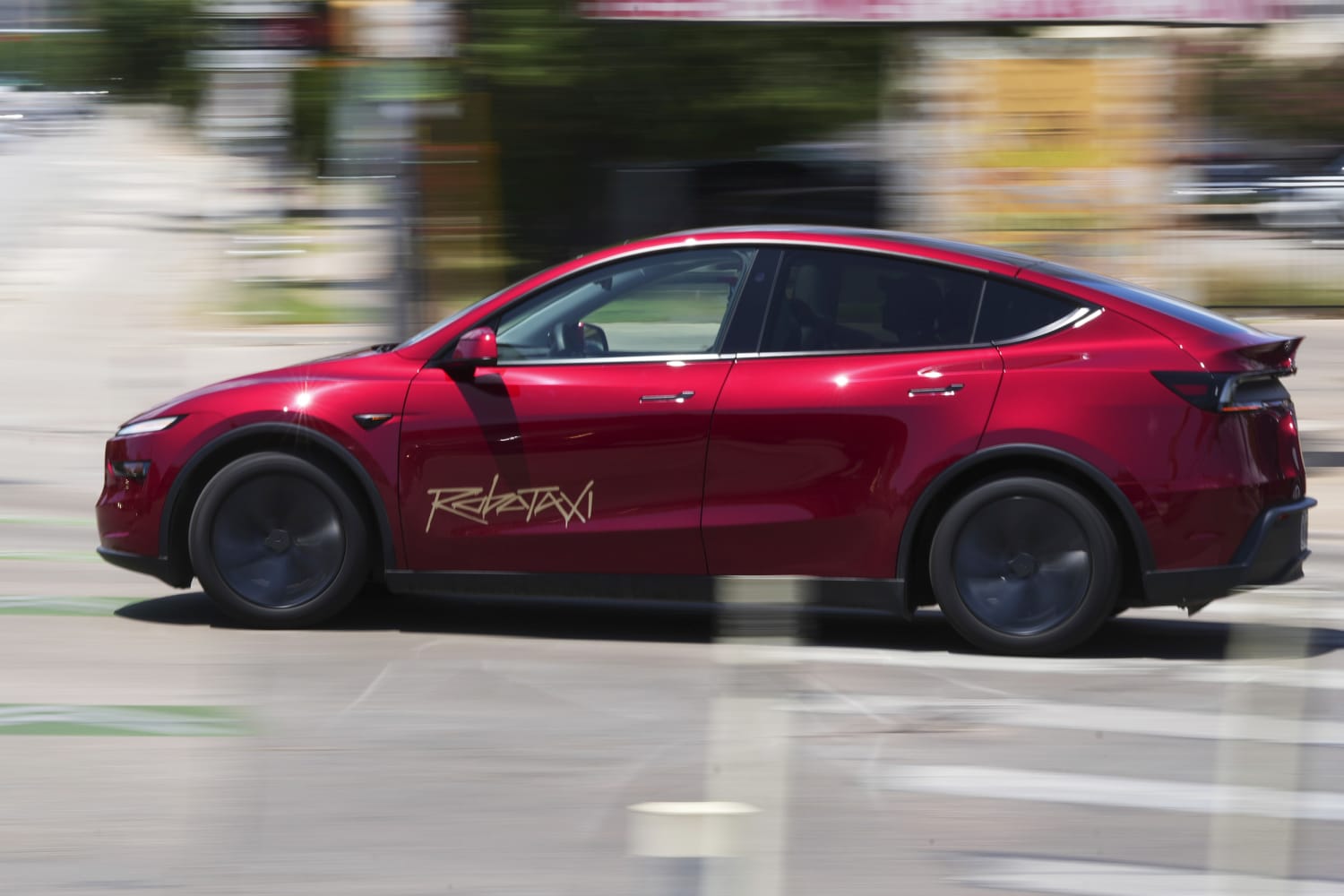Tesla Admits Human Control in Robotaxis