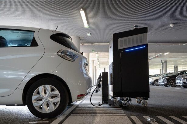 BYD robot EV charging