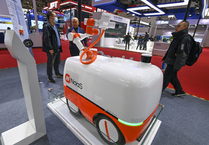 automatic charging robot 