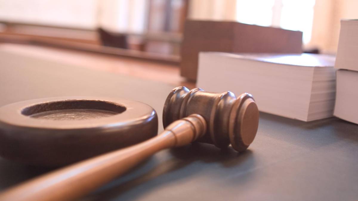 Anthropic to Pay $1.5 Billion Over Pirated Books Used in AI Training