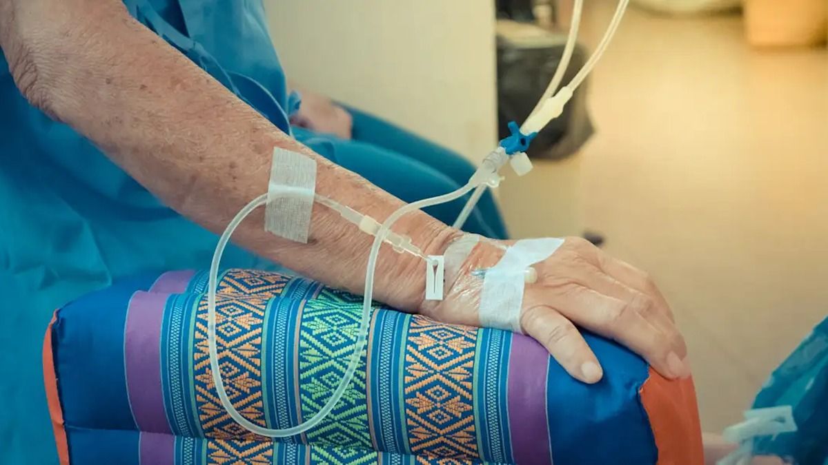 Small Cell Lung Cancer Combo Extends Survival 8 Months